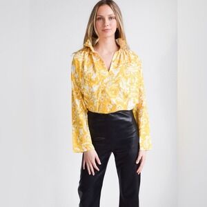 NEW Never A Wallflower Women's Medium‎ Vicki Long Sleeve Ruffle Top Ocher Floral
